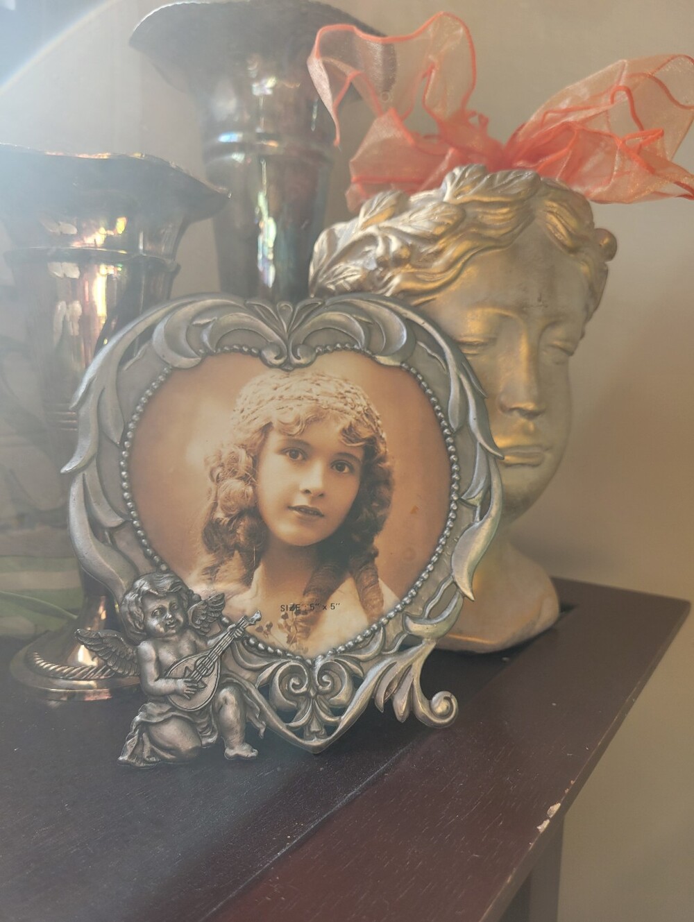 Victorian Look Pewter Heart-Shaped Silver-tone Cherub Picture Frame ~ GUC